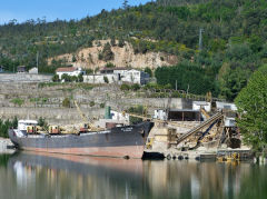 
'Seixinha' previously 'Madalena P.106.AL' on the River Douro, April 2012